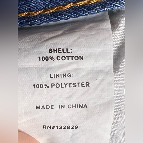 Superdown Revolve Button Fly Jean Shorts size 26 - Picture 10 of 10